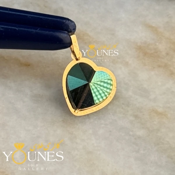 تصویر دوم آویز طلا سواروسکی قلبی سبز آووکادو